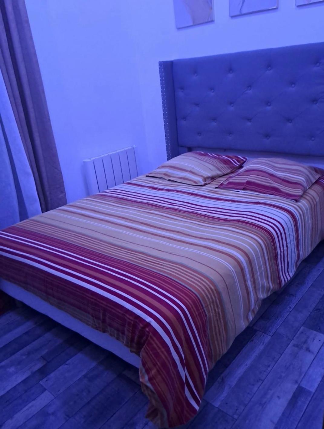 Maison Centre Courtenay كورتيناي المظهر الخارجي الصورة